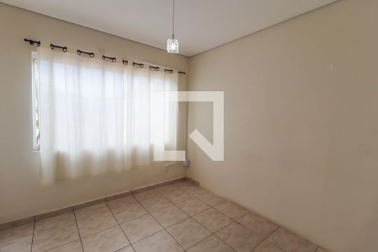 Quarto de casa para alugar com 4 quartos, 130m² em Parque Residencial Eloy Chaves, Jundiaí