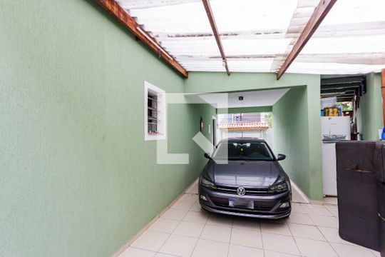 Garagem de casa à venda com 3 quartos, 230m² em Vila Curuçá, Santo André