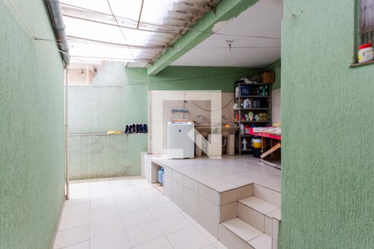 Área de Serviço de casa à venda com 3 quartos, 230m² em Vila Curuçá, Santo André