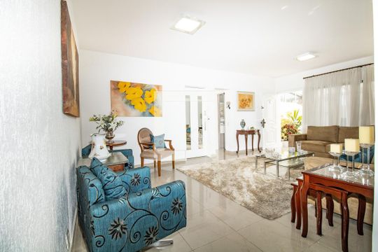Casa à venda com 4 quartos, 345m² em Indianópolis, São Paulo