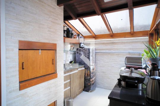 Cozinha de apartamento à venda com 3 quartos, 170m² em Bela Vista, Porto Alegre