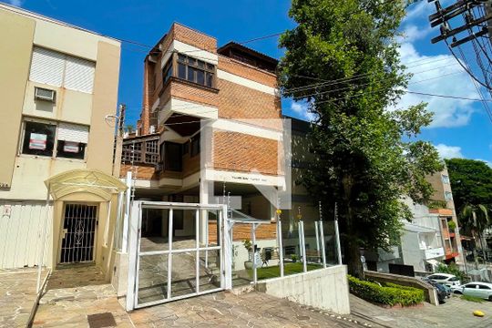 Fachada de apartamento à venda com 3 quartos, 170m² em Bela Vista, Porto Alegre