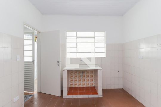 Cozinha de kitnet/studio para alugar com 1 quarto, 48m² em Monte Castelo, São José dos Campos