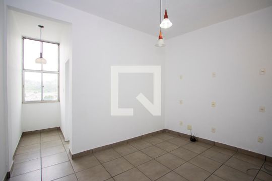 Apartamento para alugar com 1 quarto, 40m² em Largo do Barradas, Niterói