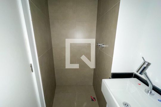 Banheiro de kitnet/studio à venda com 1 quarto, 22m² em Cerqueira César, São Paulo
