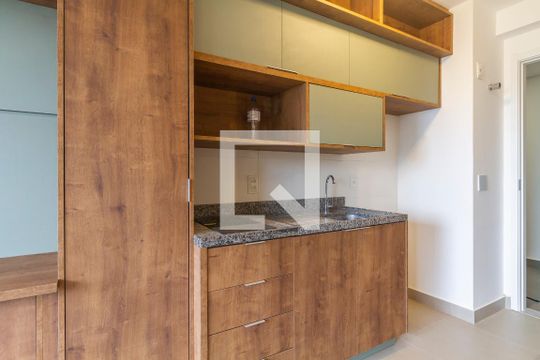 Studio de kitnet/studio para alugar com 1 quarto, 25m² em Pinheiros, São Paulo