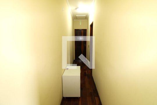 Quarto - Corredor de casa à venda com 4 quartos, 137m² em Vila Santa Terezinha (zona Norte), São Paulo
