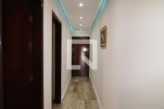 Corredor de casa à venda com 4 quartos, 240m² em Jardim Brasilia, São Paulo