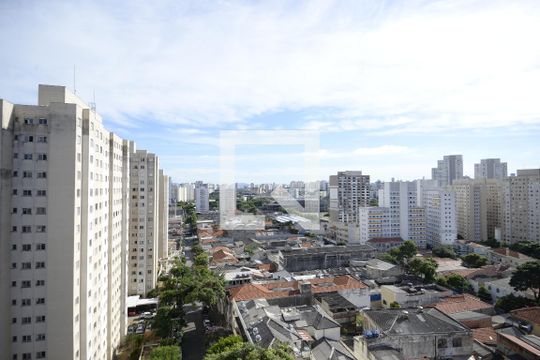 Vista de apartamento à venda com 2 quartos, 33m² em Cambuci, São Paulo