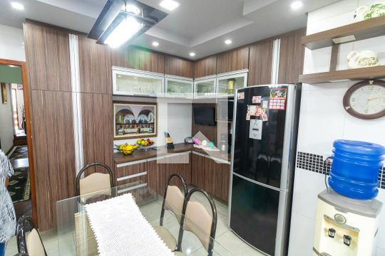 Cozinha de casa à venda com 5 quartos, 215m² em Jardim Hercilia, São Paulo
