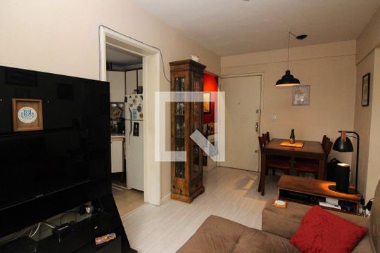Sala de apartamento para alugar com 2 quartos, 97m² em Cidade Baixa, Porto Alegre