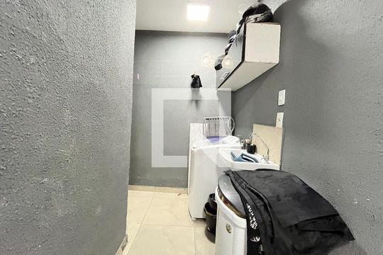 Área de Serviço de casa à venda com 3 quartos, 185m² em Jardim Prudência, São Paulo