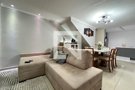Casa à venda com 3 quartos, 185m² em Jardim Prudência, São Paulo
