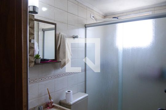 Banheiro de apartamento à venda com 2 quartos, 56m² em Jardim Celeste, São Paulo