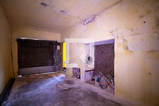 Garagem de casa à venda com 5 quartos, 200m² em Santa Rosa, Niterói
