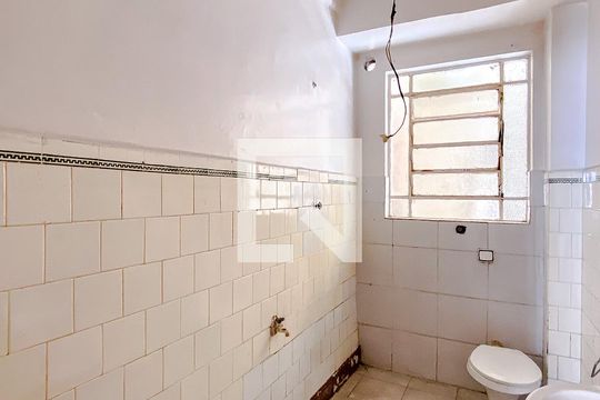 Banheiro de apartamento para alugar com 2 quartos, 41m² em Brás, São Paulo