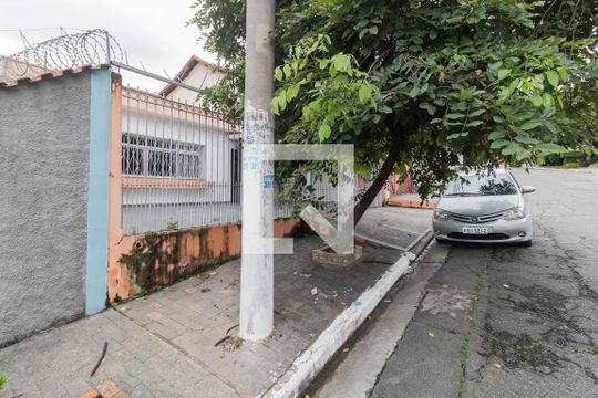 Fachada  de casa à venda com 3 quartos, 125m² em Jardim Brasilia (zona Leste), São Paulo