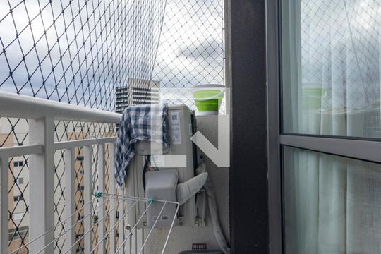 Varanda de kitnet/studio à venda com 1 quarto, 27m² em Vila Nova Conceição, São Paulo