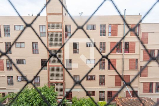 Vista da sala de apartamento para alugar com 2 quartos, 65m² em Conceição, Diadema