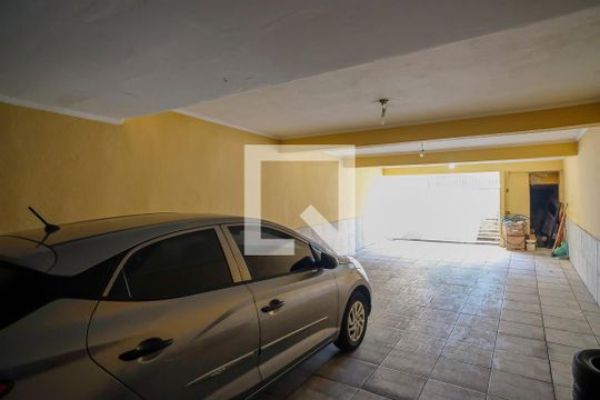 Garagem de casa à venda com 3 quartos, 150m² em Olímpico, São Caetano do Sul