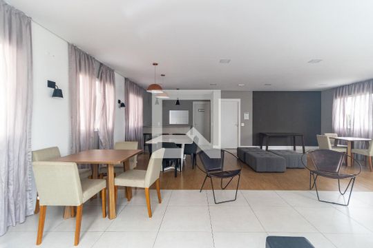 Área comum  de apartamento para alugar com 2 quartos, 43m² em Jardim Santa Emilia, São Paulo