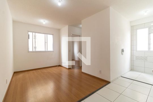 Apartamento para alugar com 2 quartos, 43m² em Jardim Santa Emilia, São Paulo
