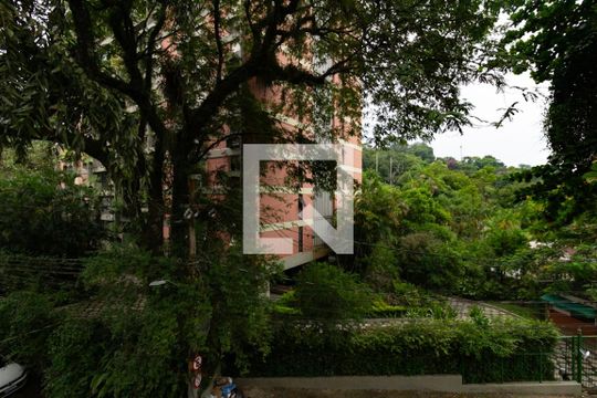 Vista do quarto de serviço  de apartamento à venda com 2 quartos, 67m² em Gávea, Rio de Janeiro