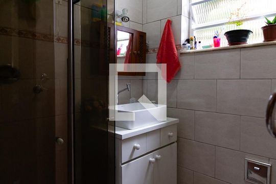 Banheiro social  de apartamento à venda com 2 quartos, 67m² em Gávea, Rio de Janeiro