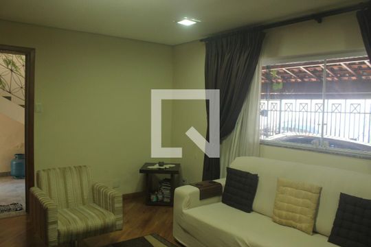 Sala de casa à venda com 4 quartos, 152m² em Vila Sao Paulo, São Paulo