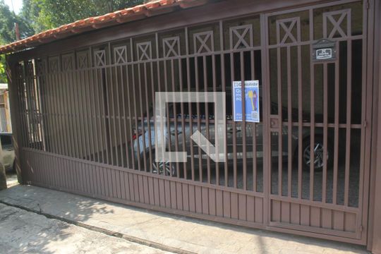 Fachada de casa à venda com 4 quartos, 152m² em Vila Sao Paulo, São Paulo