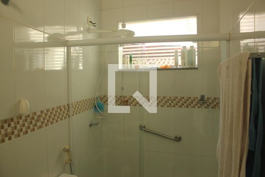Banheiro da Suíte  de casa à venda com 4 quartos, 152m² em Vila Sao Paulo, São Paulo