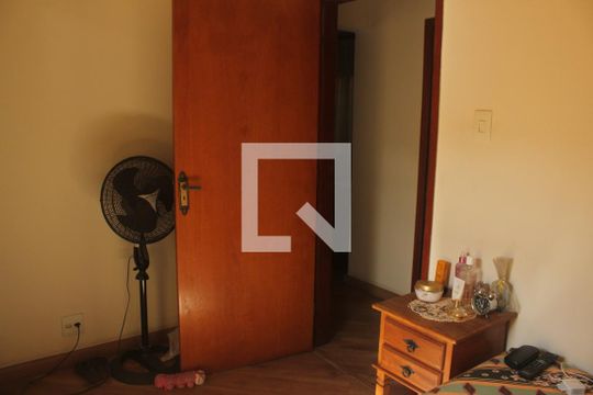 Suíte 1 de casa à venda com 4 quartos, 152m² em Vila Sao Paulo, São Paulo