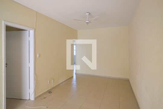Sala de casa para alugar com 3 quartos, 95m² em Mauá, São Caetano do Sul