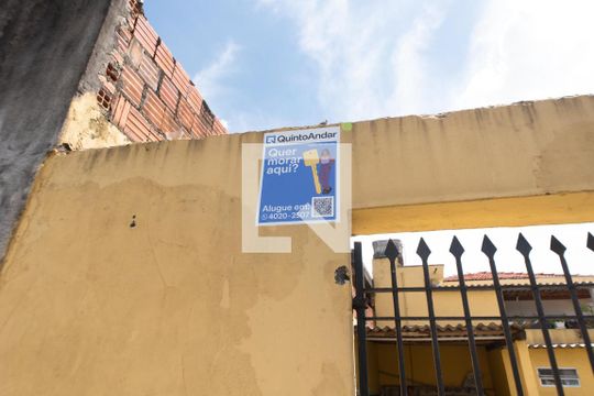 Plaquinha de casa para alugar com 1 quarto, 50m² em Vila do Encontro, São Paulo