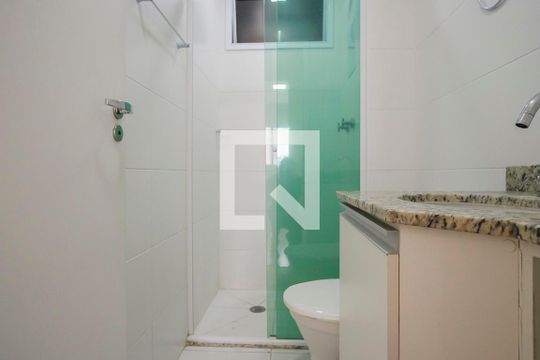 Banheiro de apartamento para alugar com 2 quartos, 64m² em Centro, São Caetano do Sul