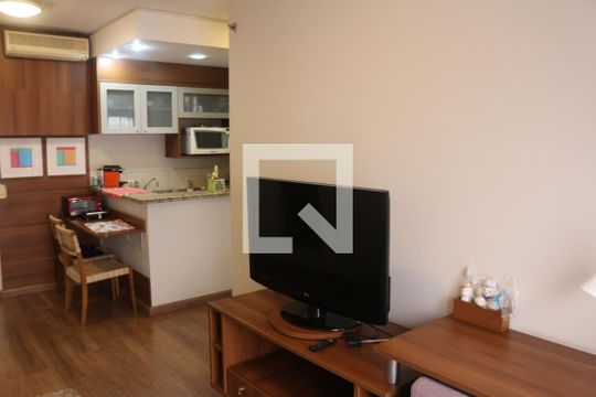 Sala de kitnet/studio à venda com 1 quarto, 42m² em Santa Paula, São Caetano do Sul