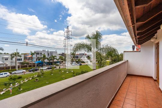 Varanda 1 de casa de condomínio à venda com 3 quartos, 170m² em Sarandi, Porto Alegre