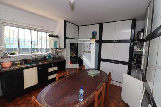 Cozinha de casa à venda com 5 quartos, 500m² em Vila Esperança, São Paulo