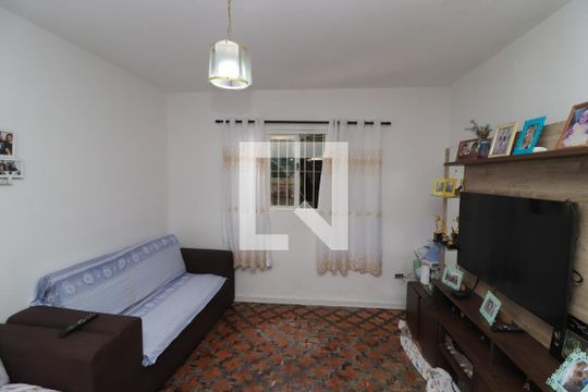 Sala de TV de casa à venda com 5 quartos, 500m² em Vila Esperança, São Paulo