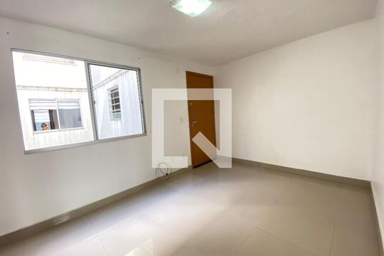 Sala de apartamento à venda com 2 quartos, 42m² em Igara, Canoas