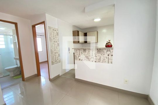 Sala de apartamento à venda com 2 quartos, 42m² em Igara, Canoas
