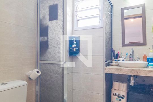 Banheiro de apartamento à venda com 2 quartos, 100m² em Jardim Ana Maria, Santo André