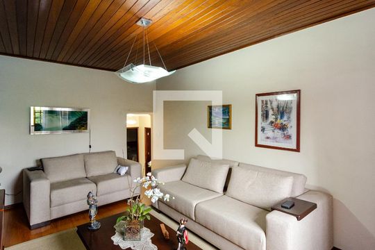 Sala de casa à venda com 3 quartos, 300m² em Chácara Inglesa, São Paulo