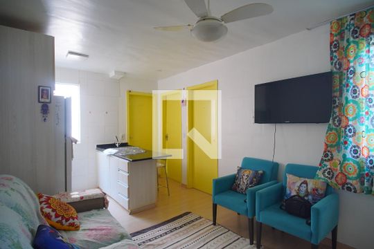 Sala de apartamento para alugar com 2 quartos, 52m² em Canudos, Novo Hamburgo