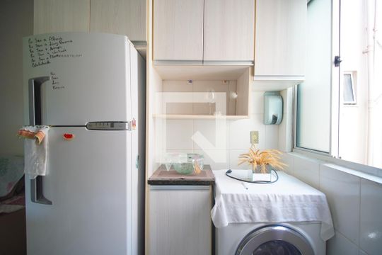 Cozinha de apartamento para alugar com 2 quartos, 52m² em Canudos, Novo Hamburgo