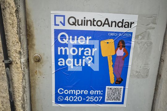 Fachada de casa à venda com 2 quartos, 156m² em Grajaú, Rio de Janeiro