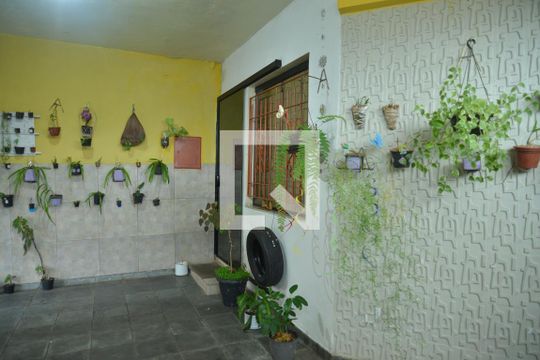 Garagem de casa para alugar com 4 quartos, 196m² em Vila Bela Vista, Santo André