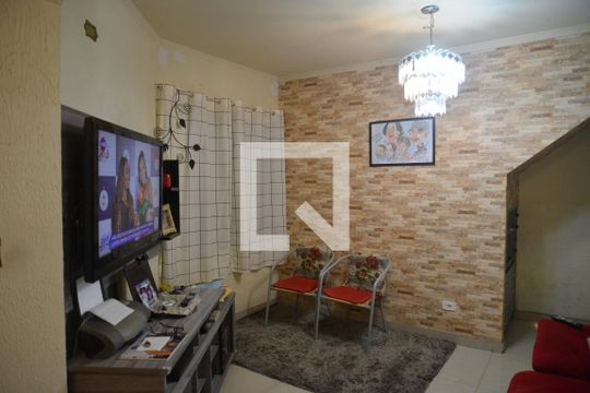 Casa para alugar com 4 quartos, 196m² em Vila Bela Vista, Santo André
