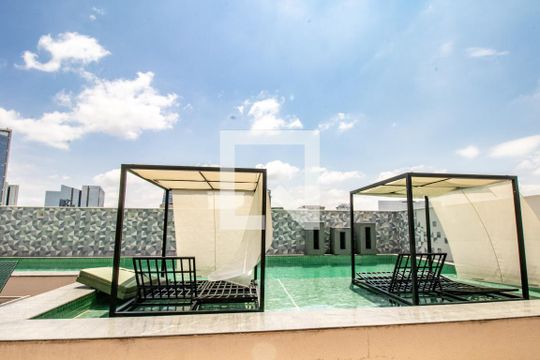 Área comum - Piscina  de kitnet/studio à venda com 1 quarto, 24m² em Vila Olímpia, São Paulo