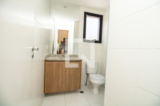 Banheiro, panorâmica  de kitnet/studio à venda com 1 quarto, 24m² em Vila Olímpia, São Paulo